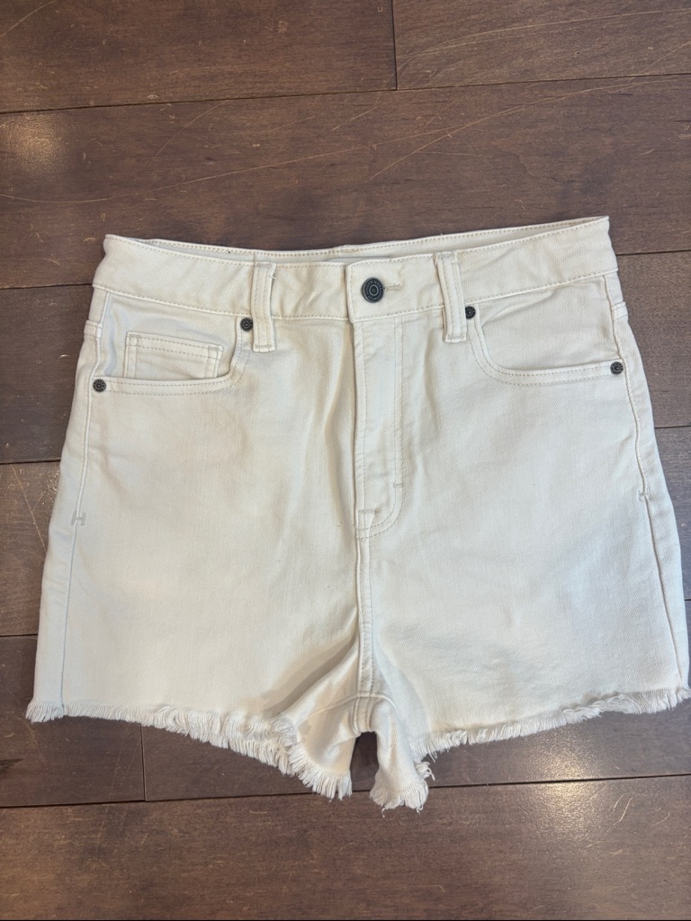 High-Rise Cream Denim Cutoff Shorts with Frayed Hem ~ Stretch